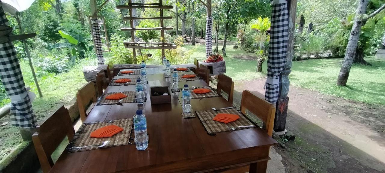 Esa Di Kubu Homestay Singaraja Exterior foto
