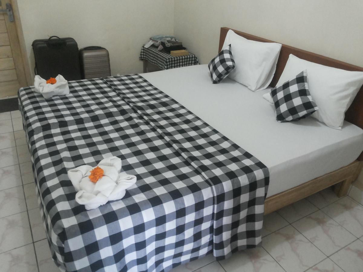 Esa Di Kubu Homestay Singaraja Exterior foto
