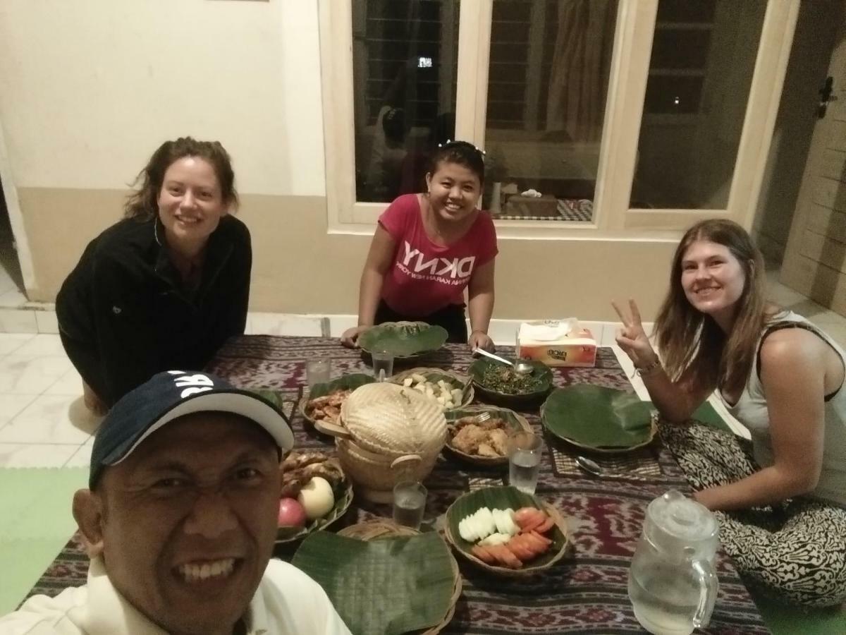 Esa Di Kubu Homestay Singaraja Exterior foto